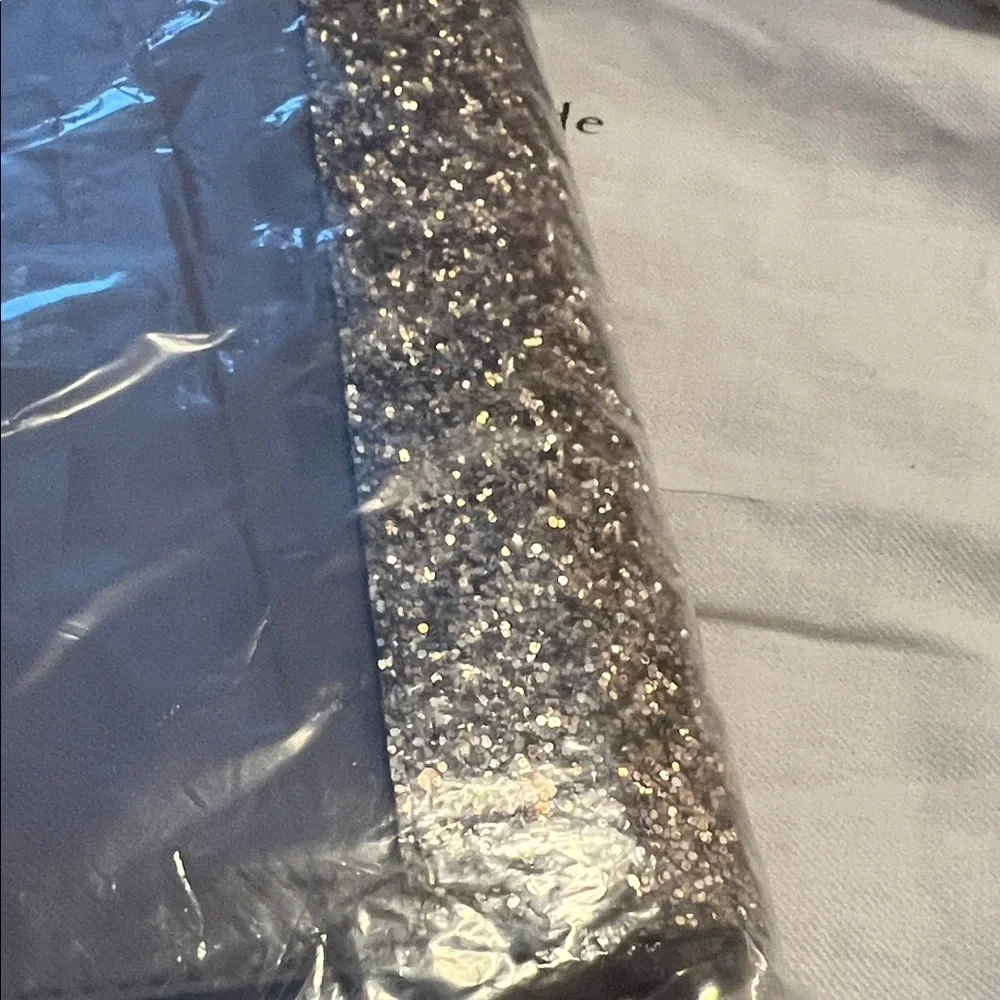 Kate Spade Glitter and Gray Wallet (C) - Picture 5 of 7